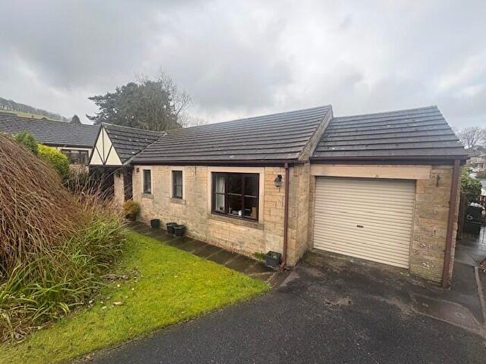 3 Bedroom Detached Bungalow For Sale In Westwood, BD23