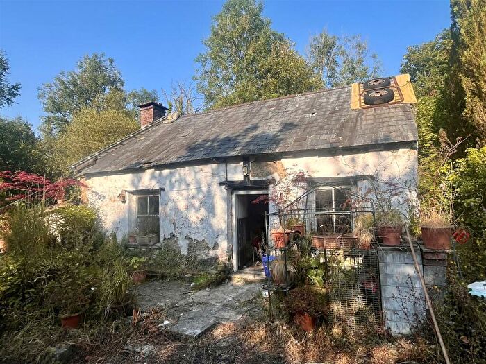 2 Bedroom Smallholding For Sale In Felinfach, Lampeter, SA48