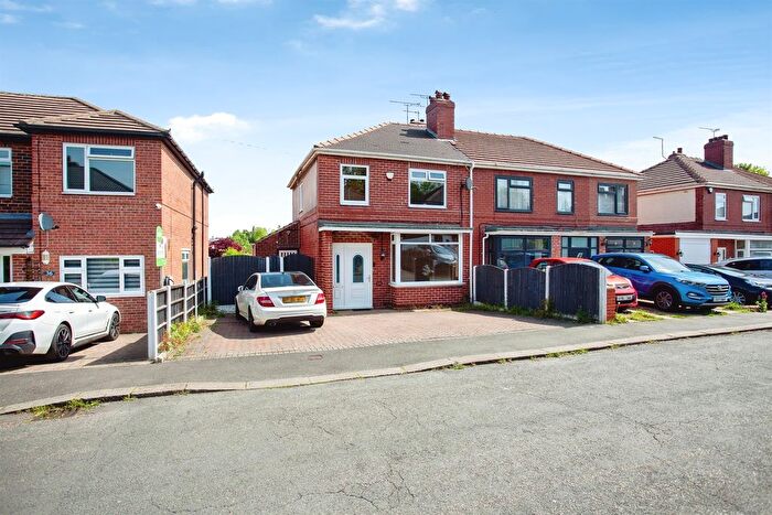 3 Bedroom Semi Detached House For Sale In Vernon Road, Broom, Rotherham, S60