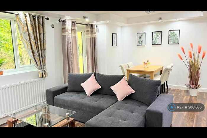 2 Bedroom Flat To Rent In London Road, Stevenage, SG1