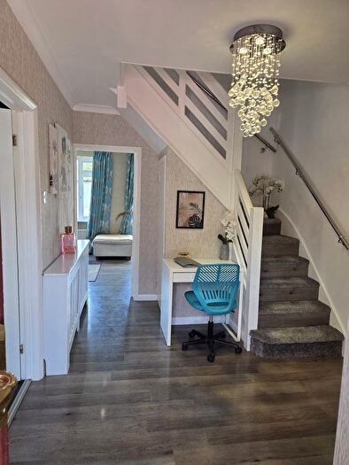 3 Bedroom Terraced House To Rent In Perry Street, Billericay, CM12