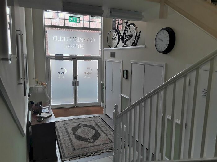 2 Bedroom Flat To Rent In Brigg Road, Barton-Upon-Humber, DN18