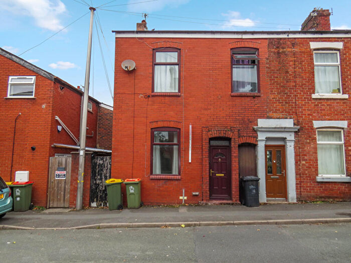 3 Bedroom End Of Terrace House For Sale In Clitheroe Street, Preston, Lancashire, PR1