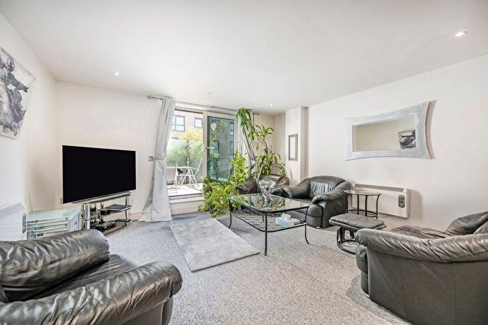 2 Bedroom Flat To Rent In Nacovia House, Imperial Wharf, London, SW6