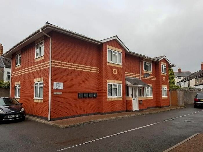 2 Bedroom Flat To Rent In Albany Court, Bangor Street, Cardiff CF24