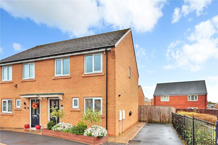 3 Bedroom Semi Detached House For Sale In Lazonby Way, Newcastle Upon Tyne, Tyne And Wear, NE5