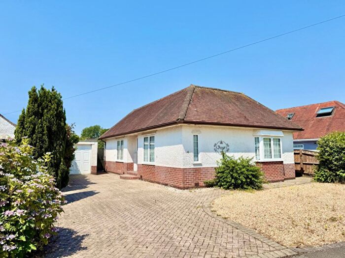 3 Bedroom Detached Bungalow For Sale In Woodland Way, Highcliffe On Sea, BH23