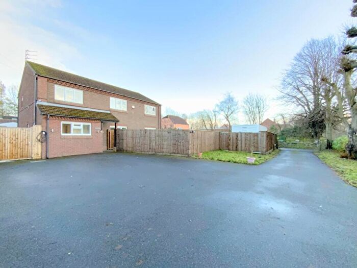 5 Bedroom Detached House For Sale In Thoresby Road, Tetney, Grimsby, DN36