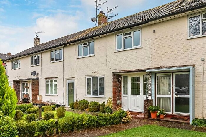 3 Bedroom Terraced House For Sale In Glory Mead, Dorking, RH4