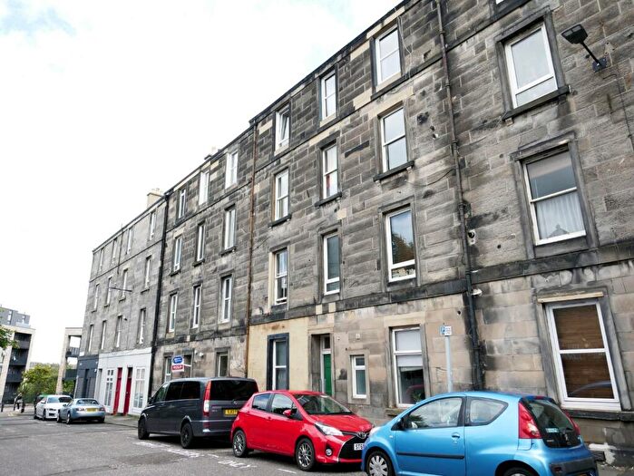 1 Bedroom Flat To Rent In West Montgomery Place, Hillside, Edinburgh, EH7