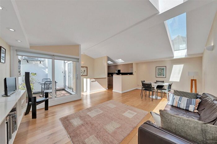 3 Bedroom Terraced House For Sale In Elgin Mews South, London, W9