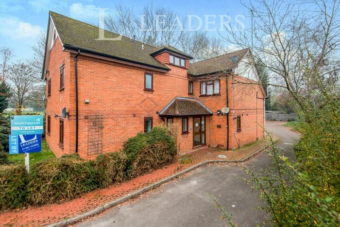 1 Bedroom Flat To Rent In Bramley Village, Near Guildford, GU5