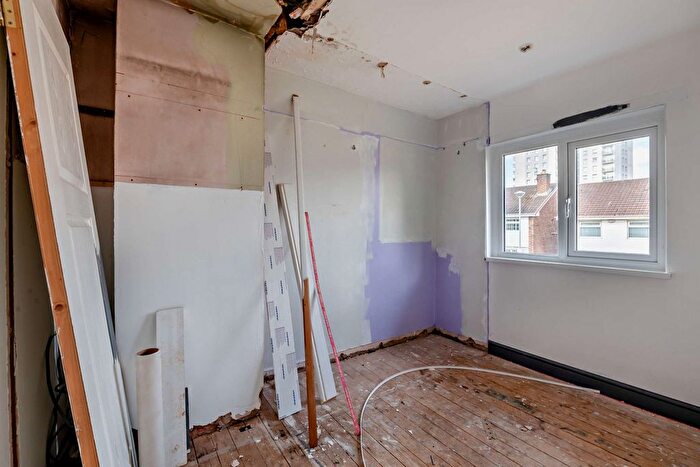 3 Bedroom Terraced House For Sale In Kirkstall Avenue, Middlesbrough, TS3