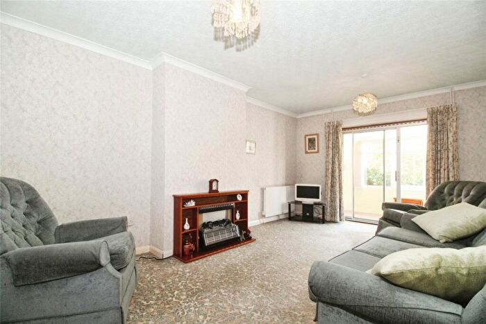 2 Bedroom Bungalow For Sale In Leighton Crescent, Elmesthorpe, Leicester, Leicestershire, LE9
