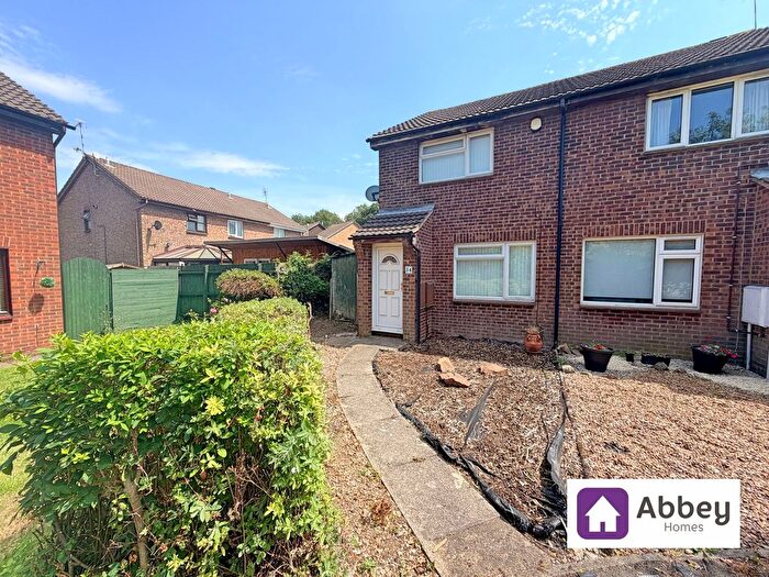 2 Bedroom Semi-Detached House To Rent In Castle Fields, Leicester, LE4