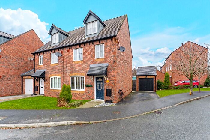 3 Bedroom Semi-Detached House For Sale In Summercroft Close, Golborne, WA3