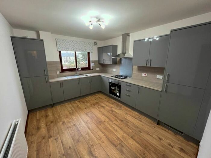 2 Bedroom Flat To Rent In Carmichael Court, Dundee, DD3