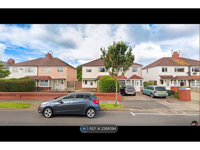 3 Bedroom Semi-Detached House To Rent In North Drive, Cleveleys, FY5