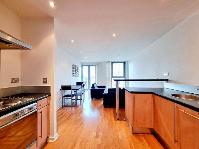 2 Bedroom Apartment To Rent In Faroe City Island Gotts Road Leeds, LS12