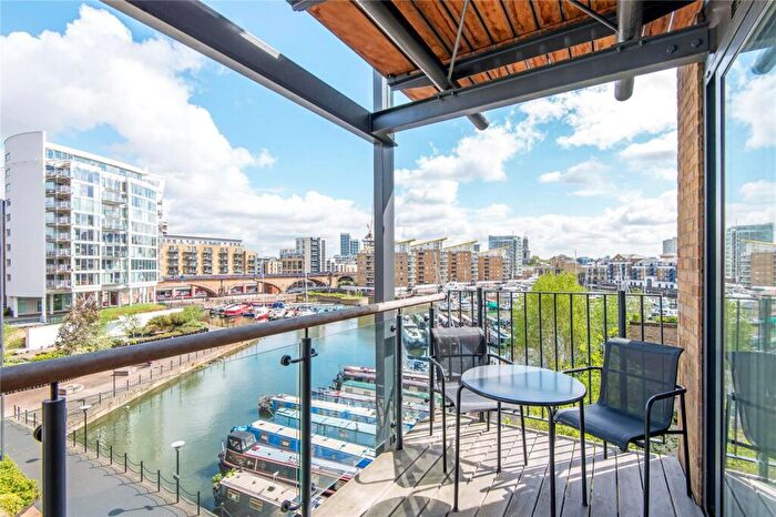 2 Bedroom Apartment To Rent In Branch Road, E14