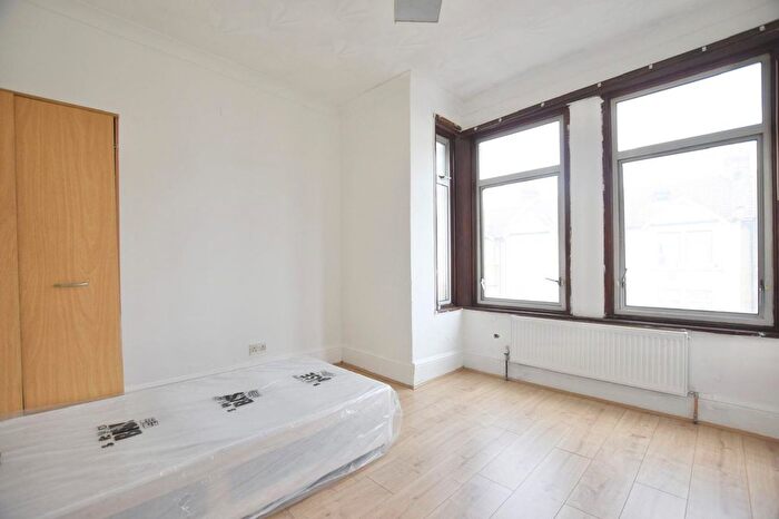 Property To Rent In Double Room Only - Burges Road, East Ham, E6