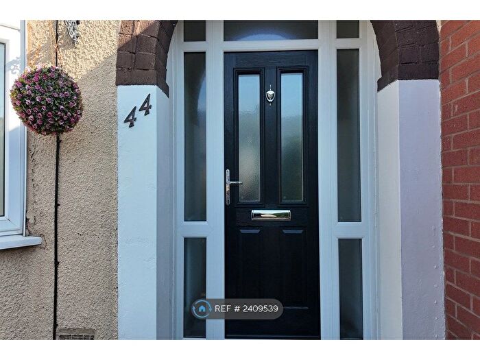 3 Bedroom Semi-Detached House To Rent In Browning Road, Coventry, CV2