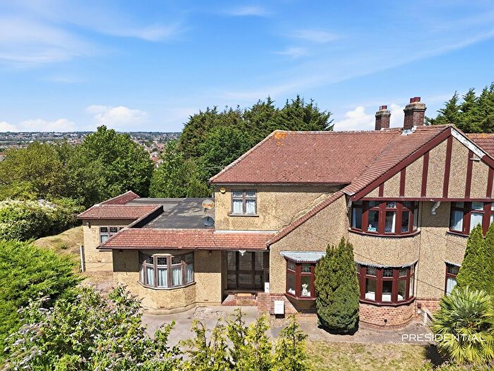 4 Bedroom Semi-Detached House For Sale In Dymchurch Close, Clayhall, IG5