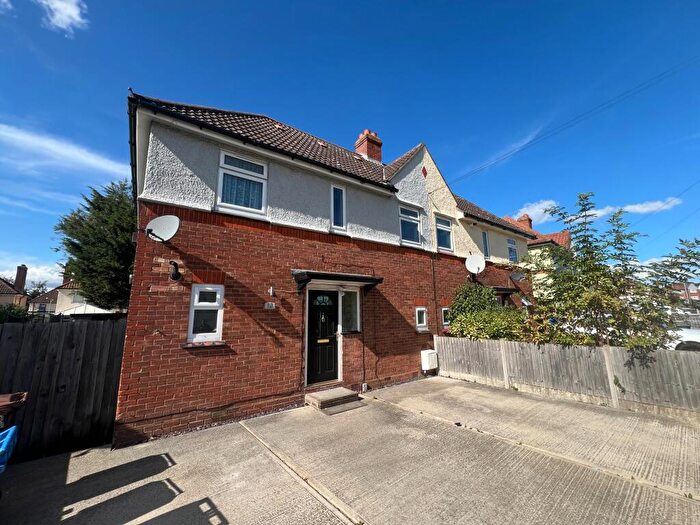 3 Bedroom Semi-Detached House To Rent In Kipling Road, Ipswich, IP1