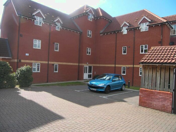 2 Bedroom Flat To Rent In Arthurs Close, Emersons Green, Bristol BS16