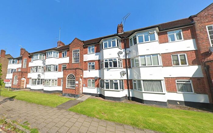 2 Bedroom Flat To Rent In High Mead, Harrow, HA1