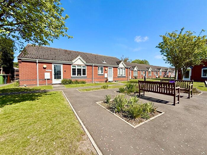 1 Bedroom Semi-Detached Bungalow For Sale In Dunkerley Court, Stalham, NR12