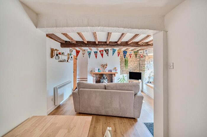 2 Bedroom Terraced House For Sale In Ermine Street, Ancaster, NG32