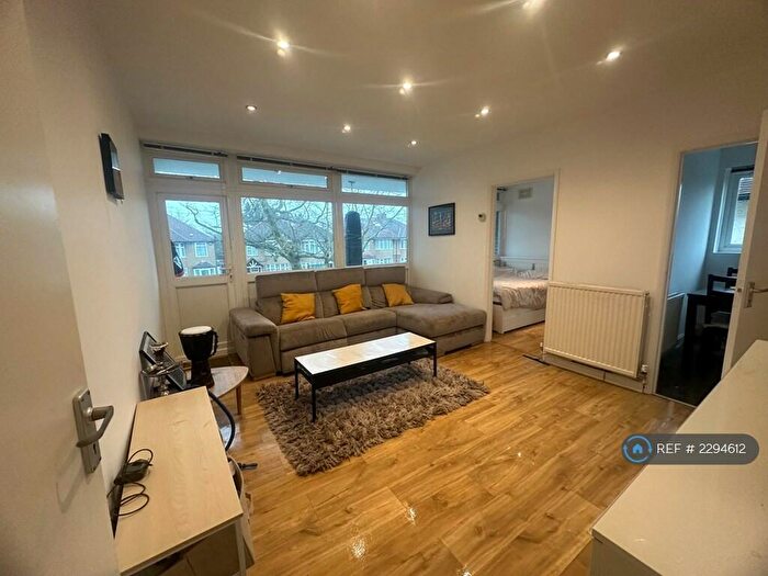 1 Bedroom Flat To Rent In Belmont Lane, Stanmore, HA7