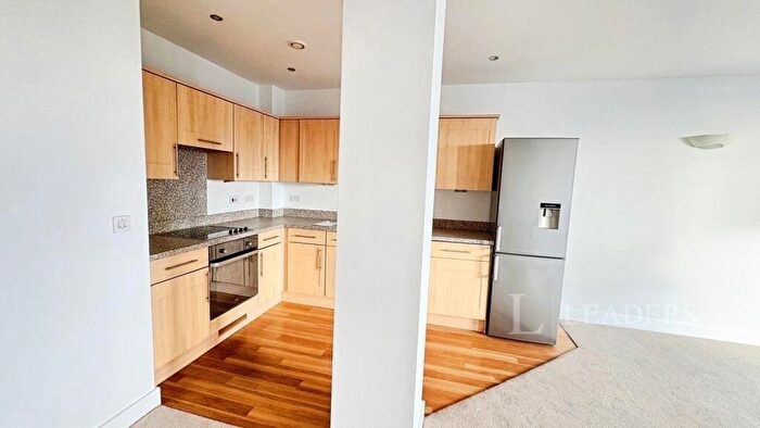 1 Bedroom Flat To Rent In High Street, Southampton, Hampshire, SO14