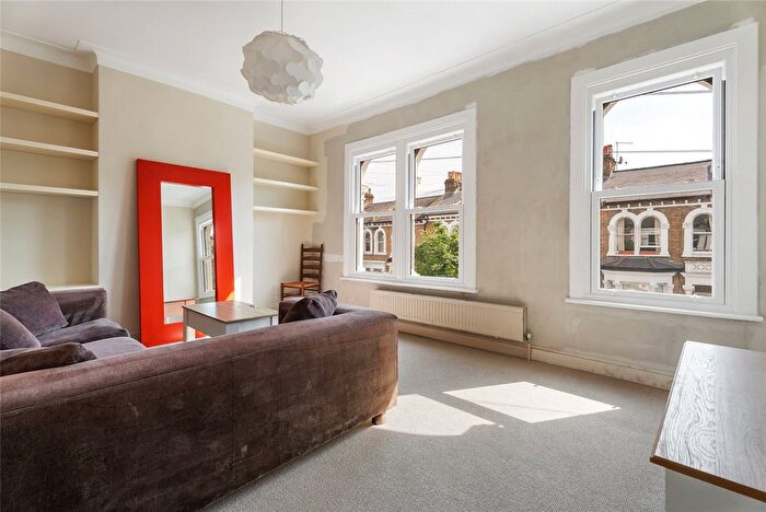 2 Bedroom Flat To Rent In Plato Road, Brixton, SW2