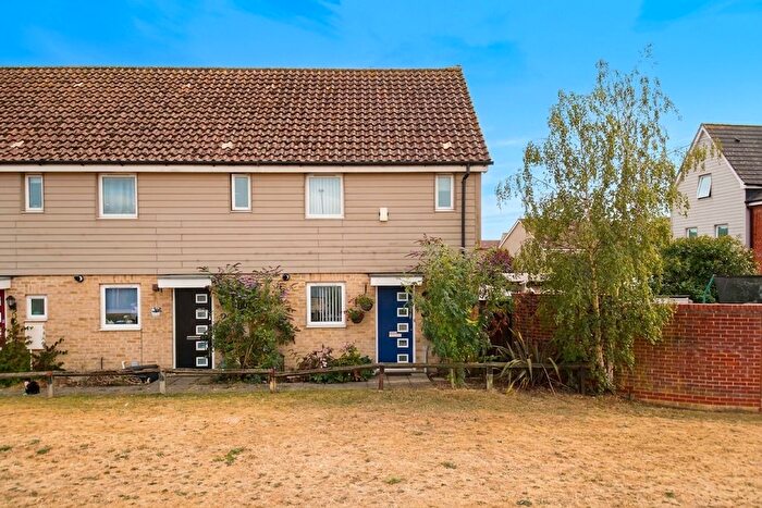 2 Bedroom End Of Terrace House For Sale In Kestrel Avenue, Queens Hill, Norwich, NR8