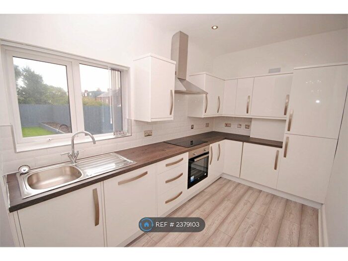 2 Bedroom Bungalow To Rent In School Lane, Wallasey, CH44