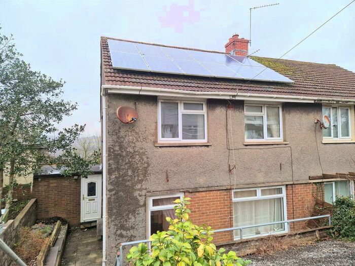 Houses for sale in Cefn Cribwr, Bridgend