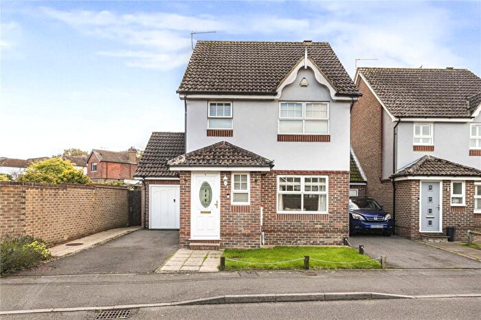 3 Bedroom Detached House For Sale In The Oaks, Burgess Hill, West Sussex, RH15