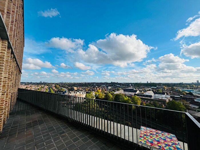 2 Bedroom Flat To Rent In Baddiel House, Oberman Road, Dollis Hill, NW10