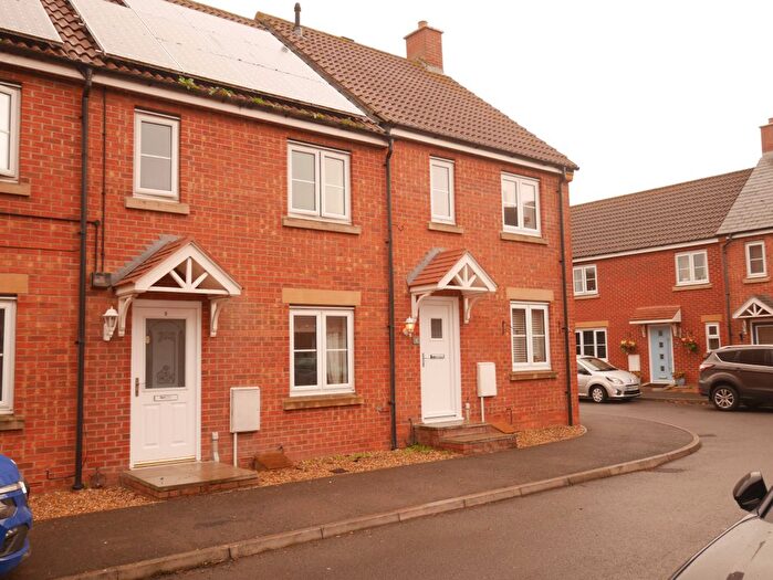 3 Bedroom Terraced House To Rent In Dorset Close, Highbridge, TA9