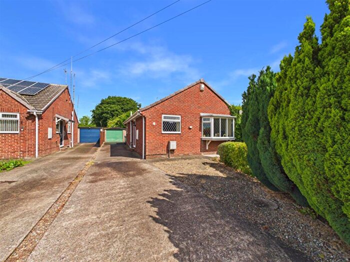 2 Bedroom Detached Bungalow For Sale In Hawthorn Close, Newport, HU15