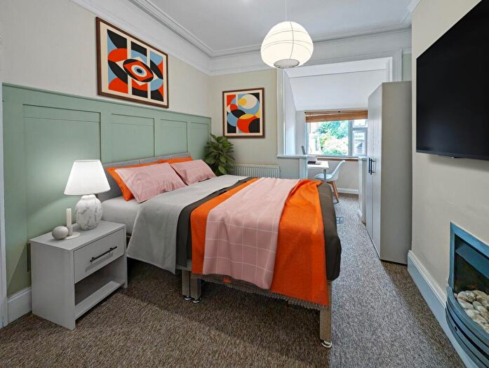 Property To Rent In Adams Avenue, Northampton, NN1