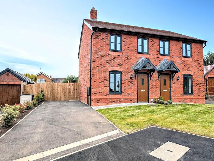 2 Bedroom Semi-Detached House For Sale In Tame View, Elford, Tamworth, B79