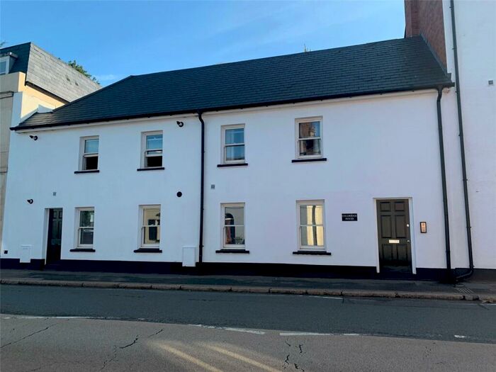 1 Bedroom Apartment To Rent In Cowley Bridge Road, Exeter, Devon, EX4