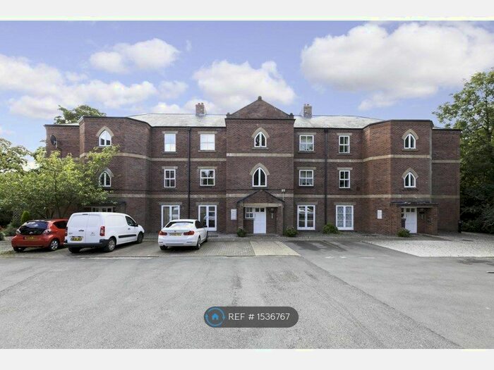 2 Bedroom Flat To Rent In Lilford Road, Blackburn, BB1