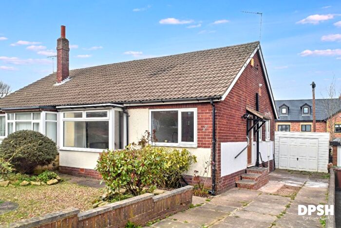 2 Bedroom Bungalow For Sale In Brandy Carr Road, Kirkhamgate, Wakefield, WF2