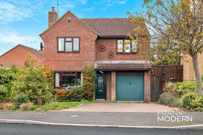 4 Bedroom Detached House For Sale In Bytham Heights, Castle Bytham, NG33
