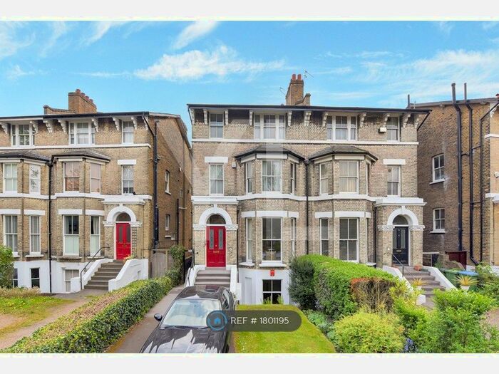1 Bedroom Flat To Rent In Vanbrugh Park, London, SE3