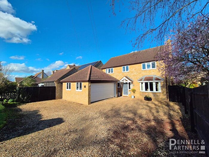 4 Bedroom Detached House For Sale In Oilmills Road, Ramsey, Huntingdon, PE26